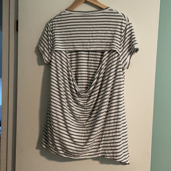 BCBGMaxAzria Open Back Tshirt - Picture 4 of 4